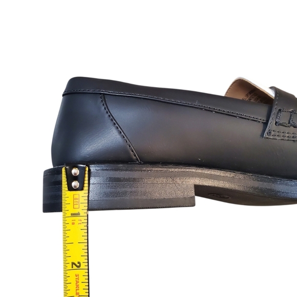 Free Assembly Loafers Womens 6.5 Black White Heart-Embellished Two-Tone Penny - Picture 8 of 11